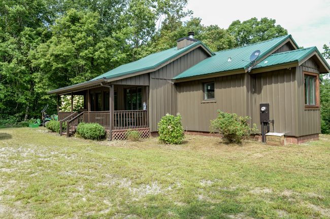 1051 Ducks Nest Rd, House other with 2 bedrooms, 2 bathrooms and null parking in Turtletown TN | Image 12