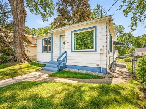705 Lawn Drive, Loves Park, IL, 61111 | Card Image