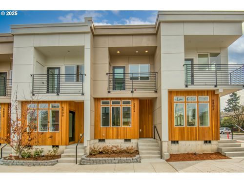 6808 Ne 6th Ave, Portland, OR, 97211-2938 | Card Image