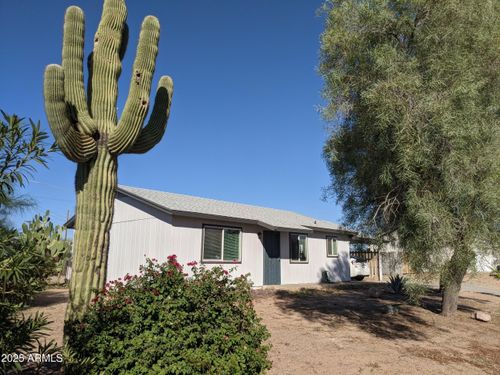 11540 E Crescent Ave, Mesa, AZ, 85208-5518 | Card Image
