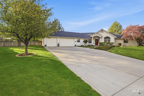 1990 Candleridge Dr, Twin Falls, ID, 83301-8304 | Card Image