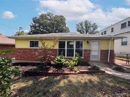 8606 Vasel Ave, Saint Louis, MO, 63123-3408 | Card Image