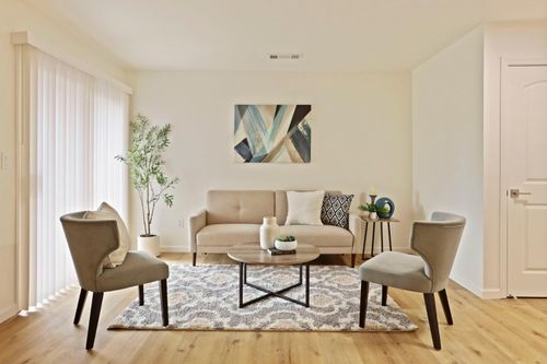 apt-a-414 Cherry Ln, Manteca, CA, 95337-7303 | Card Image