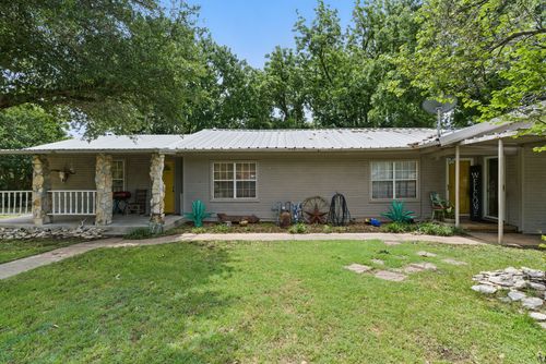 210 Aikens St, Lipan, TX, 76462-2424 | Card Image