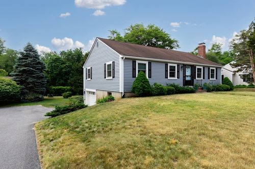 50 Forest Avenue Ext, Plymouth, MA, 02360-4433 | Card Image