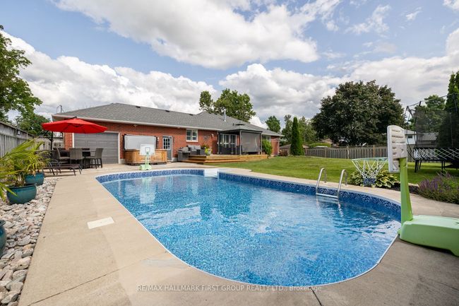 4 Hurd St, House other with 4 bedrooms, 3 bathrooms and 4 parking in Prince Albert ON | Image 33