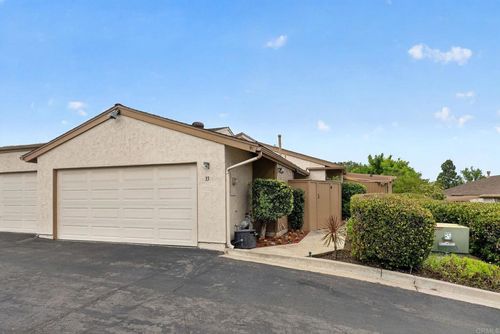 33-6050 Henderson Drive, La Mesa, CA, 91942 | Card Image