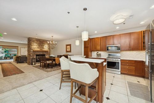 304-415 S Wells Street, Lake Geneva, WI, 53147 | Card Image