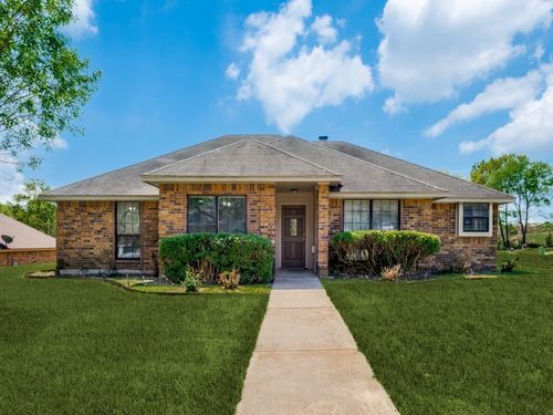 1228 Cliff Trl, DeSoto, TX, 75115-5954 | Card Image