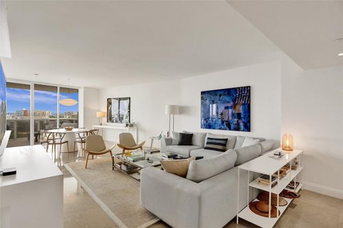 apt-911-400 Alton Rd, Miami Beach, FL, 33139-6737 | Card Image