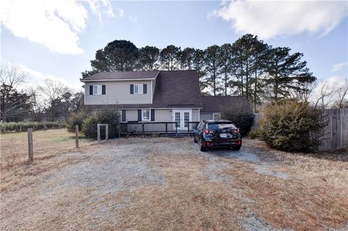 2027 Kilby Ln, Suffolk, VA, 23434-7402 | Card Image