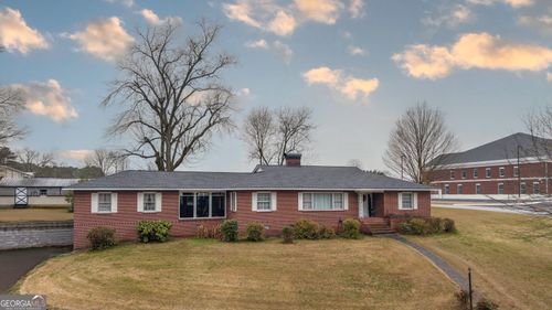 202 Iris Dr, Centre, AL, 35960-1513 | Card Image