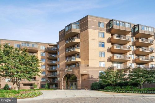 apt-409-2111 Wisconsin Ave Nw, WASHINGTON, DC, 20007-2226 | Card Image