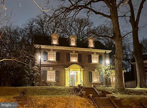 27 Whittier Ave, TRENTON, NJ, 08618-4417 | Card Image