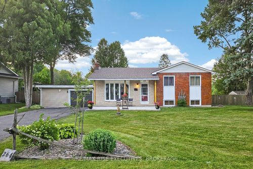264 Eunice Dr, Kingston, ON, K7M3M8 | Card Image
