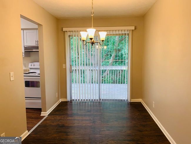 B - 1069 Laurel Ln Nw, Home with 3 bedrooms, 2 bathrooms and 2 parking in Conyers GA | Image 8