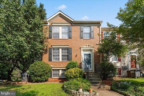 6201 Bella Dr, CENTREVILLE, VA, 20121-5300 | Card Image