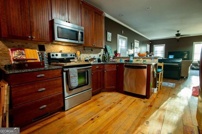 60 Live Oak Ln, House other with 3 bedrooms, 4 bathrooms and 2 parking in Comer GA | Image 11