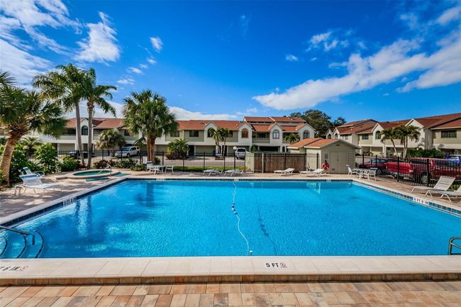 2353 Hanover Dr, Townhouse with 2 bedrooms, 2 bathrooms and null parking in DUNEDIN FL | Image 85