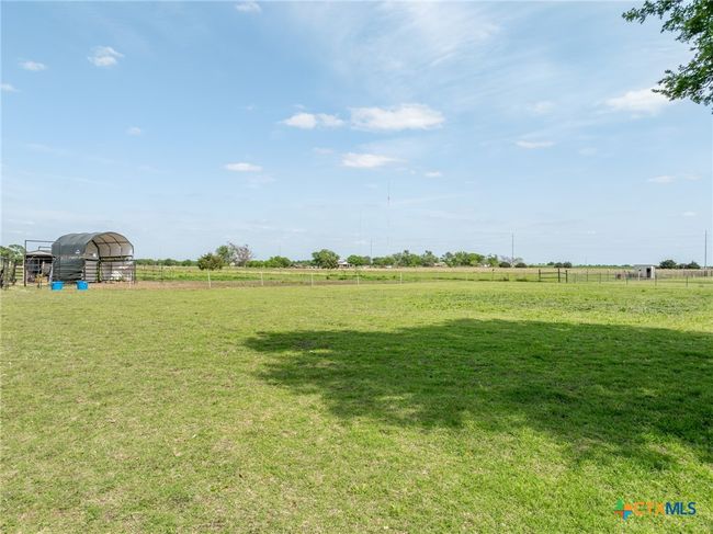411 Wade Rd, House other with 4 bedrooms, 2 bathrooms and null parking in Eddy TX | Image 15