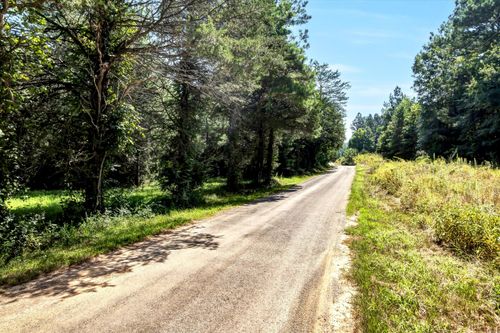 323 Friendship Church Rd, Delano, TN, 37325-7415 | Card Image