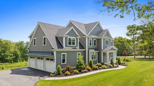 11 Quick Farm Rd, Westborough, MA, 01581-3661 | Card Image