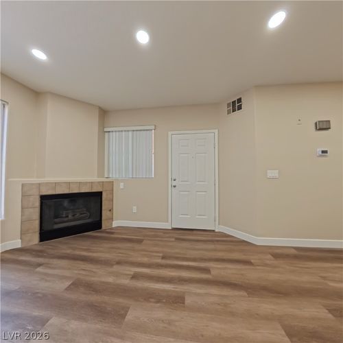 213-7151 S Durango Dr, Las Vegas, NV, 89113-2030 | Card Image