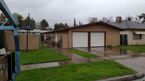 339 E Garland Avenue, Fresno, CA, 93704 | Card Image