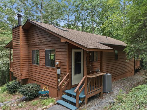 221 Chatto Loop, Murphy, NC, 28906-4327 | Card Image