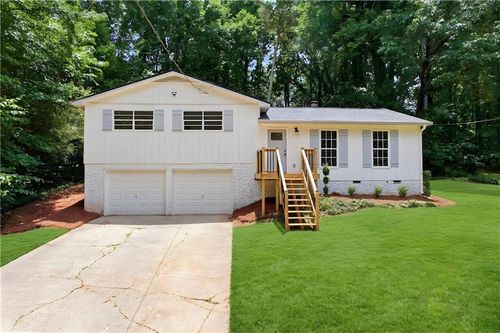411 Hunters Ln, Woodstock, GA, 30189-3417 | Card Image