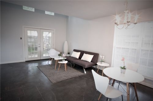 6907 Lovely Ln, Austin, TX, 78744-5731 | Card Image