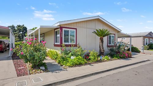 105-5209 W La Vida Ave, Visalia, CA, 93277-8834 | Card Image