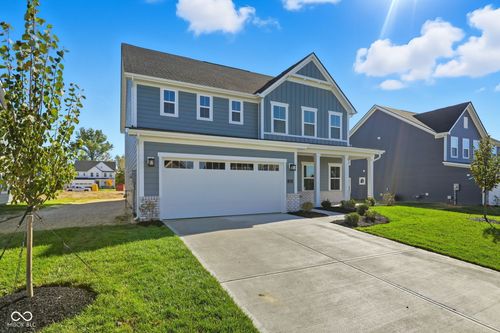 527 Roosevelt St, Fortville, IN, 46040-1747 | Card Image