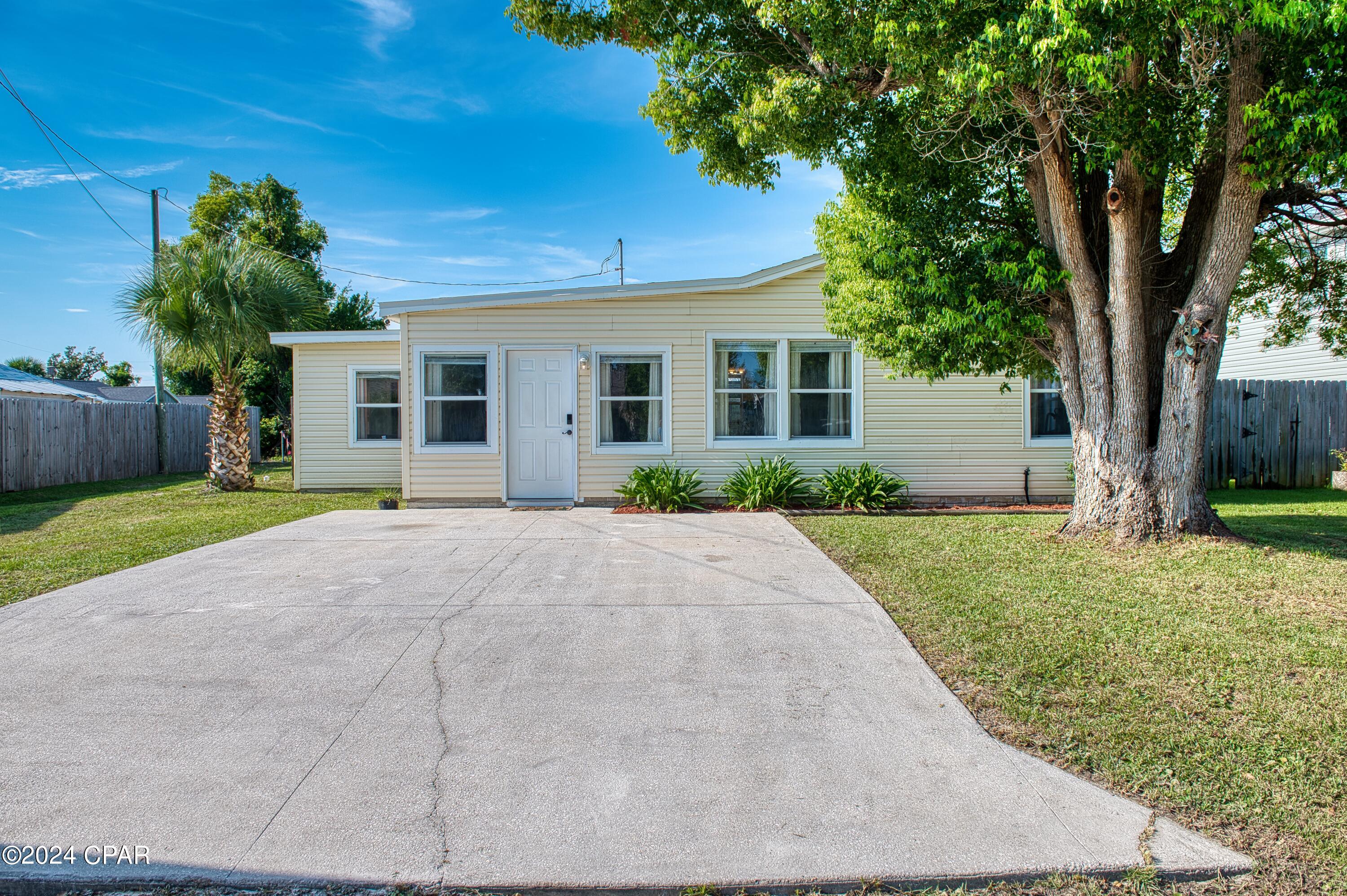 3rd St, Panama City, FL 32401