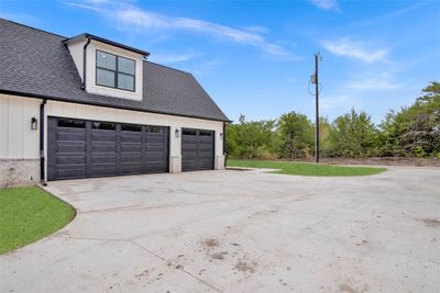 Lifted, full size truck fitting 3 Car garage | Image 2