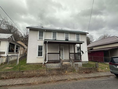 318 Broad St, Weston, WV, 26452-1613 | Card Image