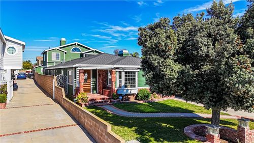 1617 W 222nd St, Torrance, CA, 90501-4121 | Card Image