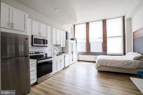 unit-205-1300 S 19th St, PHILADELPHIA, PA, 19146-4672 | Card Image
