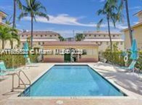 116-2060 Ne 167th St, North Miami Beach, FL, 33162-6218 | Card Image