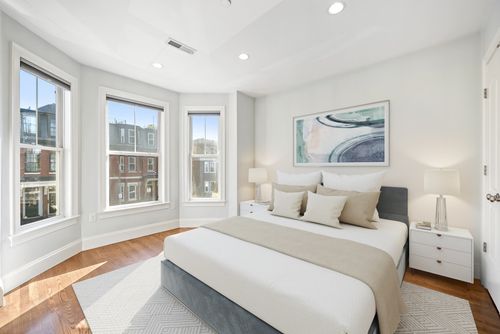 2-786 E 4th St, Boston, MA, 02127-3241 | Card Image