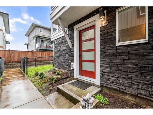 98-8413 Midtown Way, Chilliwack, BC, V2P0G7 | Card Image