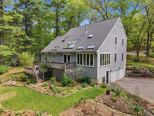 110 Flint Farm Rd, Middleton, MA, 01949-2491 | Card Image