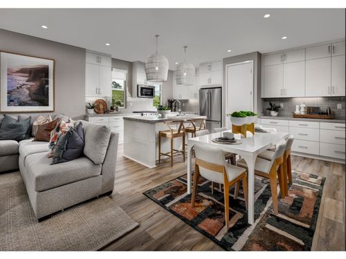2749 Everly Dr, San Diego, CA, 92108-2664 | Card Image