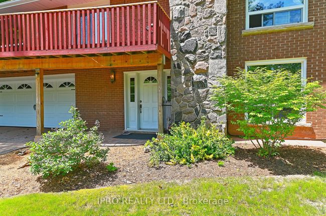 4 Ann St, House other with 2 bedrooms, 2 bathrooms and 6 parking in Georgetown ON | Image 4