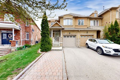 11 Mosswood Rd, Vaughan, ON, L4J9C6 | Card Image