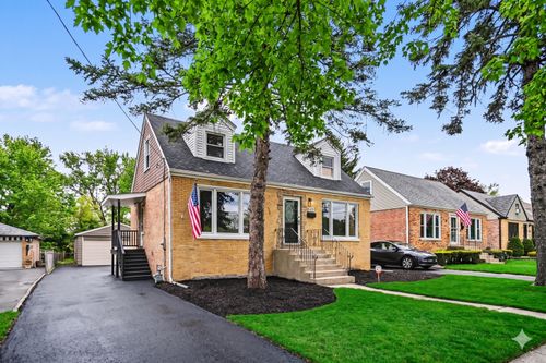 835 S Addison Ave, Villa Park, IL, 60181-3102 | Card Image