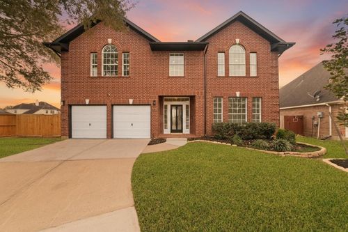 5910 Country Brook Ct, Sugar Land, TX, 77479-8961 | Card Image