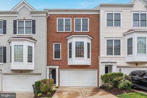 2158 Oberlin Dr, WOODBRIDGE, VA, 22191-4078 | Card Image