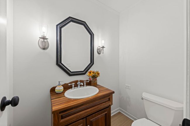 2s644 Devonshire Ln, House other with 4 bedrooms, 3 bathrooms and 2 parking in Glen Ellyn IL | Image 17