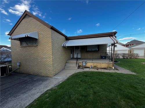 406 Walnut St, Vandergrift, PA, 15690 | Card Image